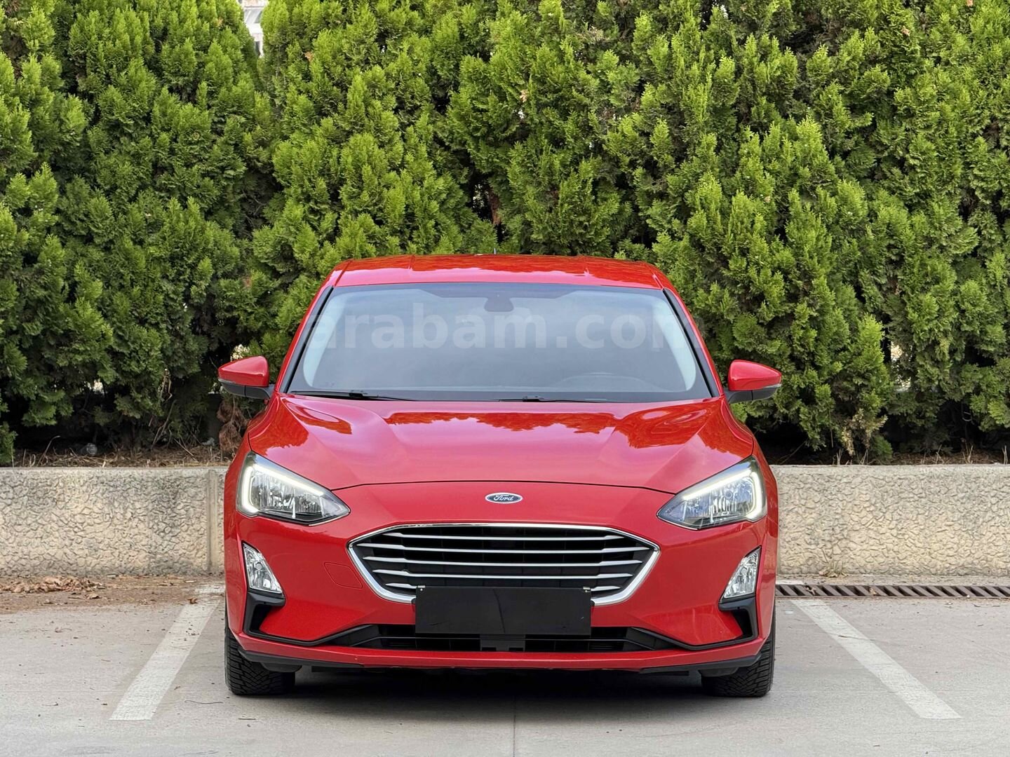 Galeriden Ford Focus 1.5 TDCi Trend X 2020 Model İstanbul 76.000 km Kırmızı 2