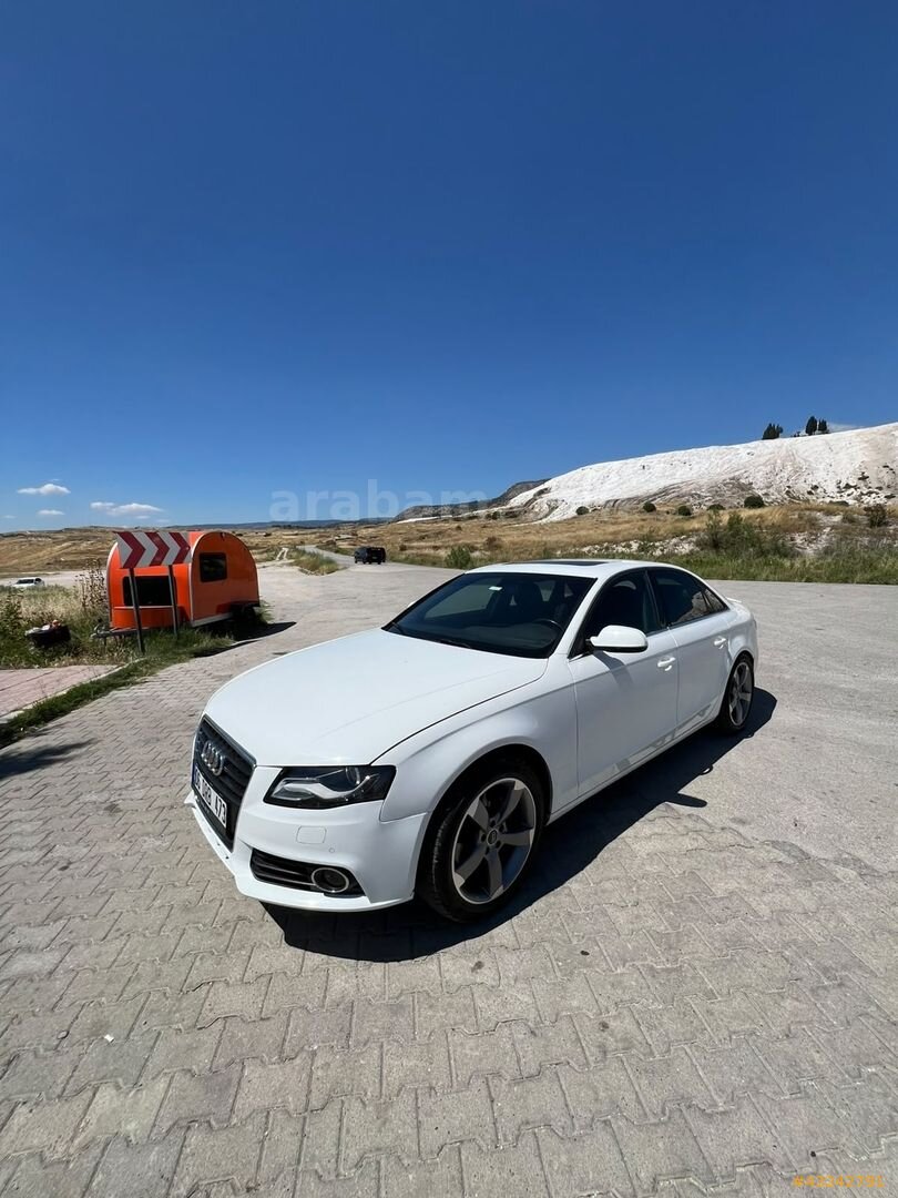 Galeriden Audi A4 Sedan 2.0 TFSI Quattro 2010 Model Denizli 238.000 km Beyaz 2
