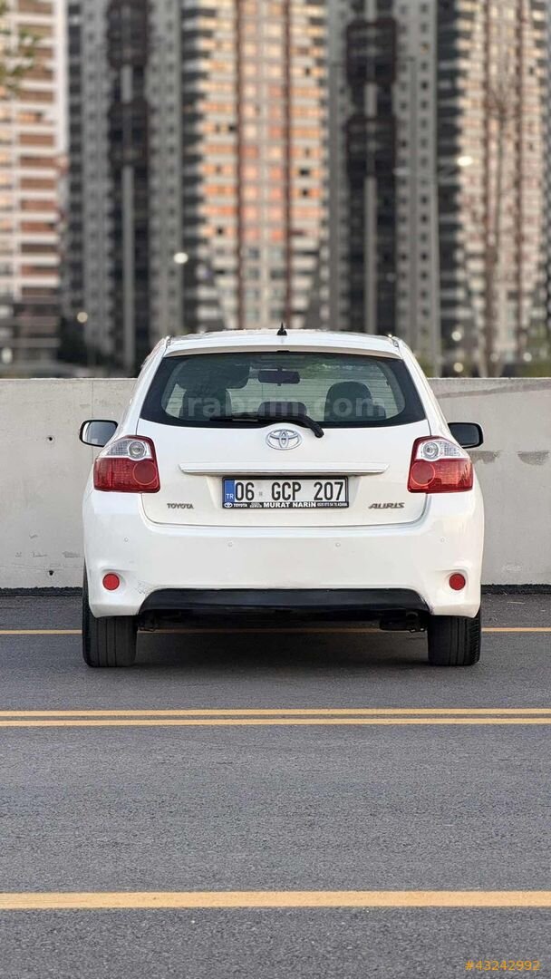 Galeriden Toyota Auris 1.4 D-4D Comfort Extra 2011 Model Ankara 241.000 km Beyaz 7