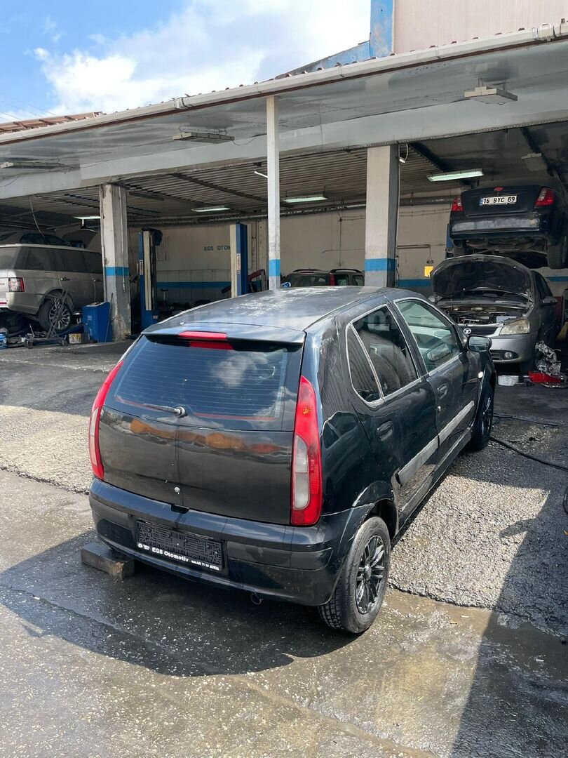 Sahibinden Tata Indica 1.4 TDI Comfort 2007 Model Bursa 217.000 km Siyah 3