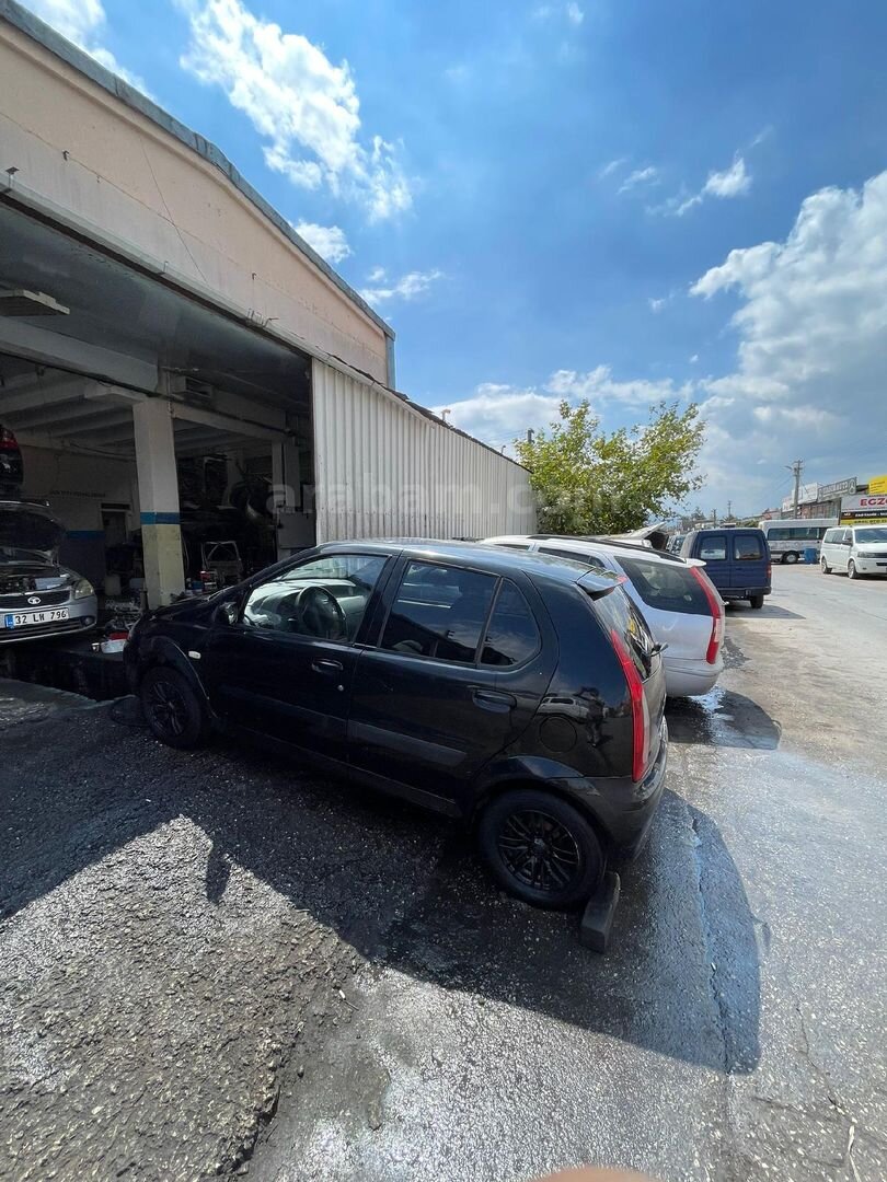 Sahibinden Tata Indica 1.4 TDI Comfort 2007 Model Bursa 217.000 km Siyah 5