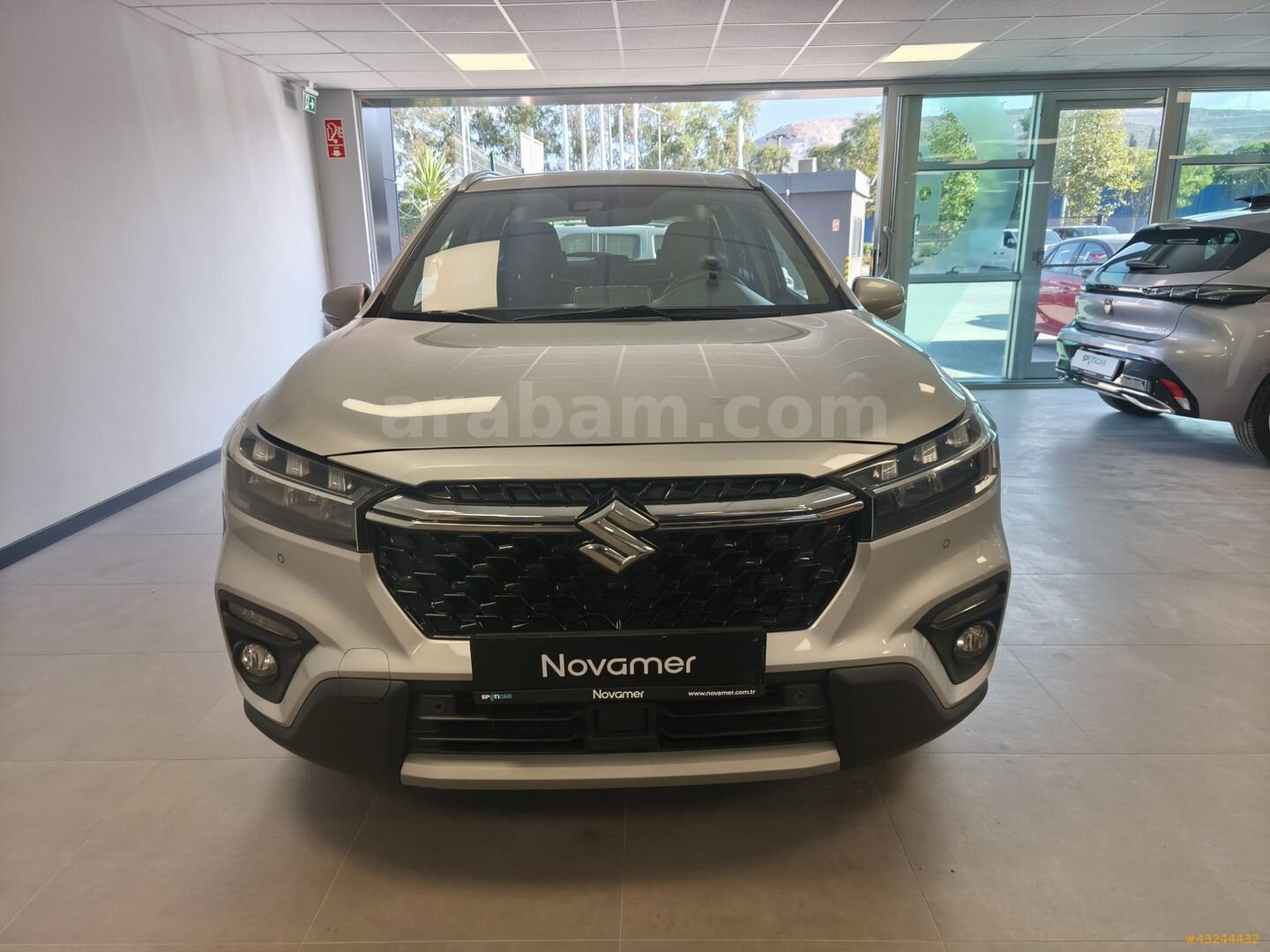 NOVAMER 2.EL 2022 SUZUKİ SX4 S-CROSS 1.4 ELEGANCE CVT HYBRİD 2