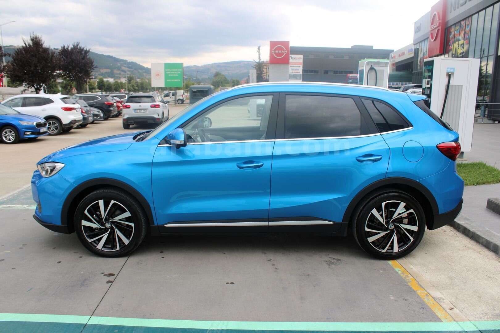 MG ZS 1.5 HYBRİD+ LUXURY 6