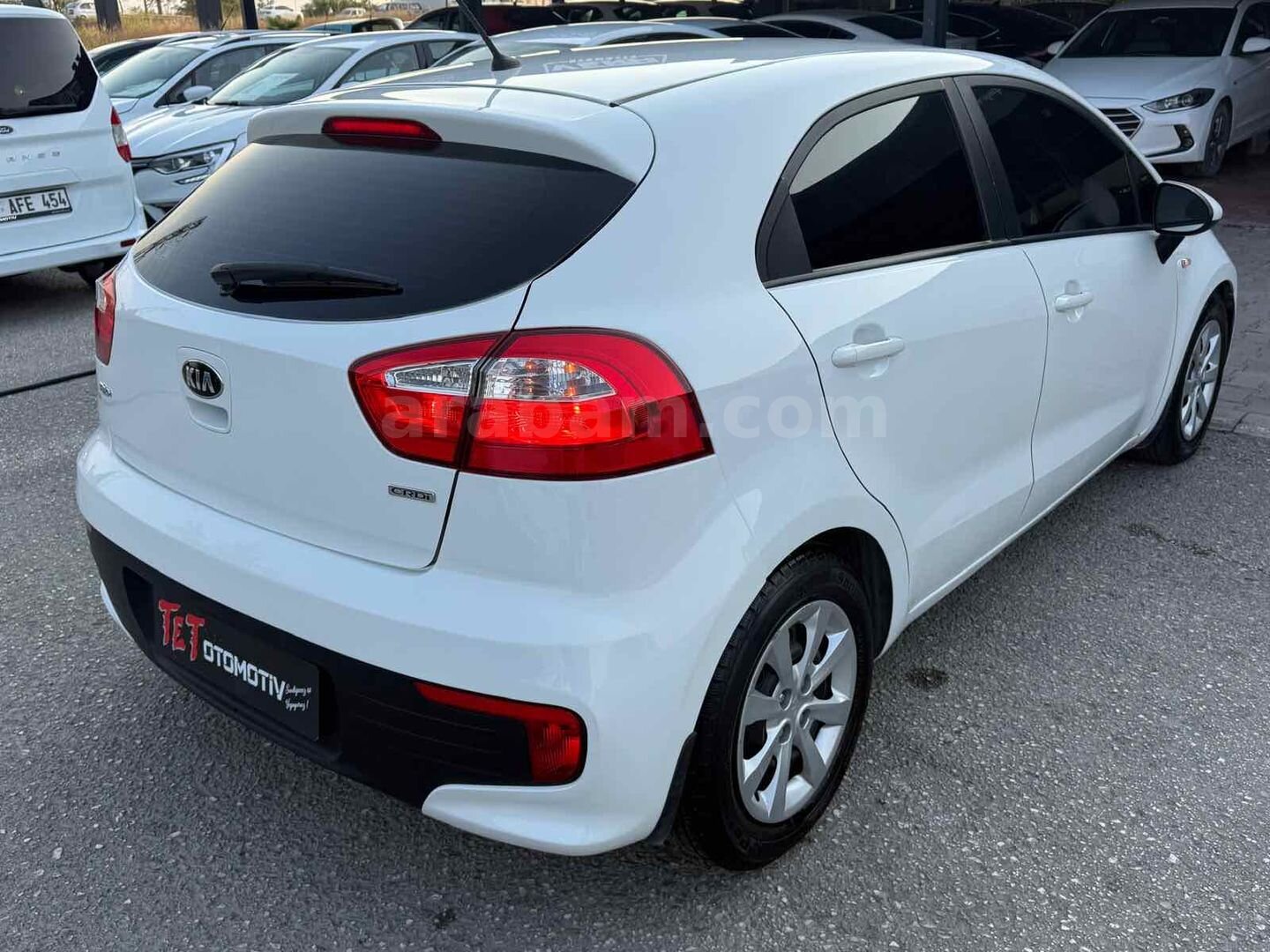 TET OTOMOTİV 2015 KİA RİO 1.4CRDI COMFORT 223'BİN KMDE DEĞİŞENSiZ 4