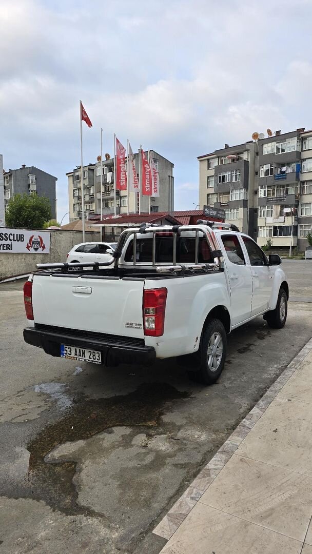 Sahibinden Isuzu D-Max 2.5 4x2 Limited 2013 Model 4