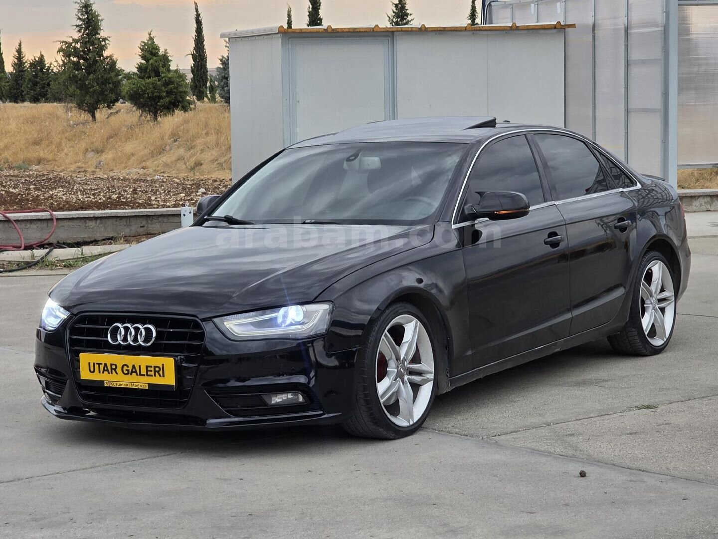 Galeriden Audi A4 Sedan 2.0 TDI Quattro 2014 Model Adıyaman 299.000 km Siyah 1