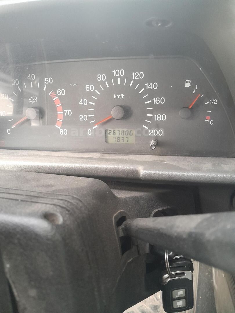 Sahibinden Lada Vega 1.5 1999 Model 7