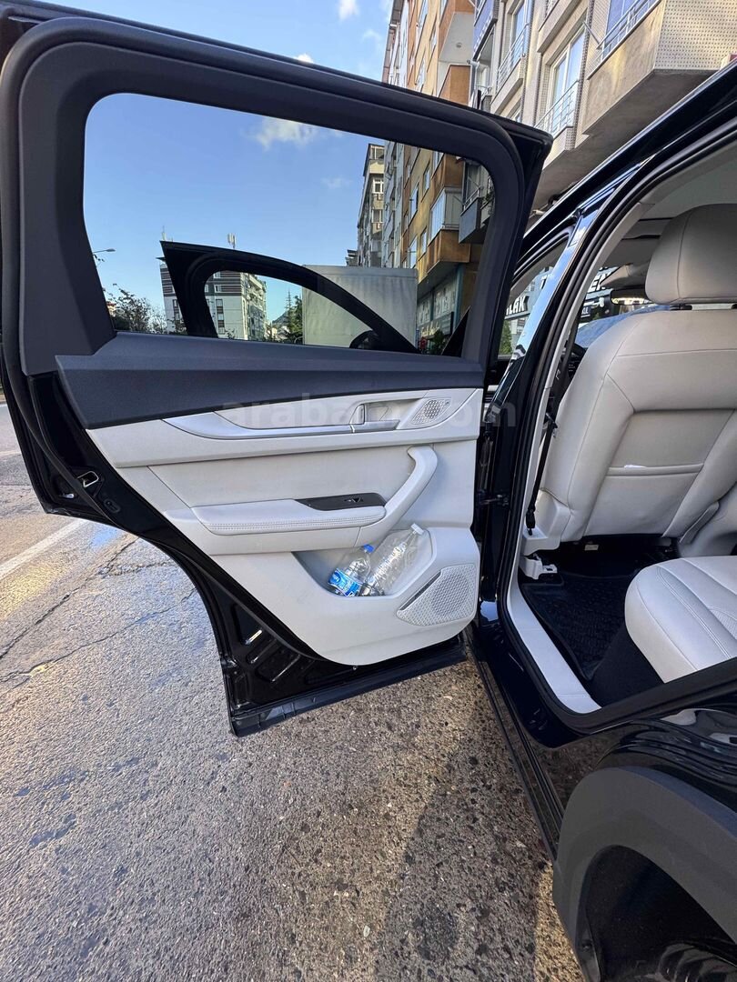 Sahibinden TOGG T10X V2 Uzun Menzil 2023 Model 83.000 km Siyah 3
