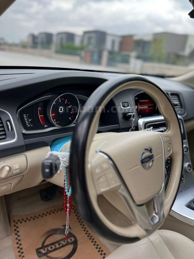 Sahibinden Volvo S60 1.5 T3 Advance 2017 Model Ankara 240.000 km Mavi (metalik) 3