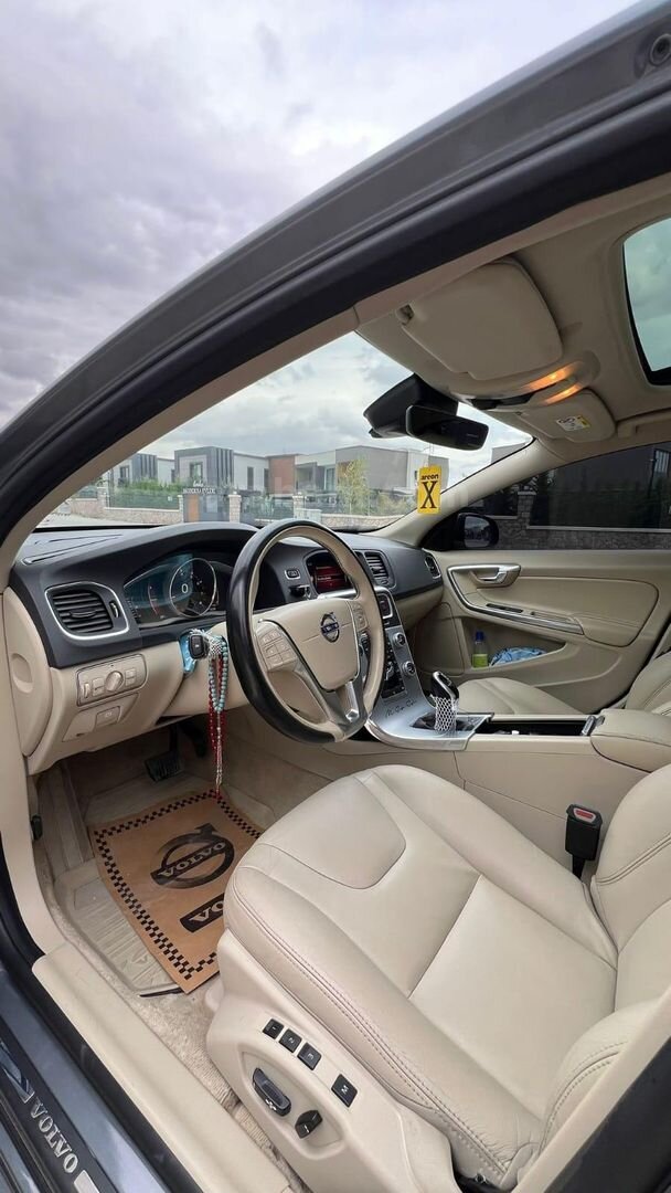Sahibinden Volvo S60 1.5 T3 Advance 2017 Model Ankara 240.000 km Mavi (metalik) 6