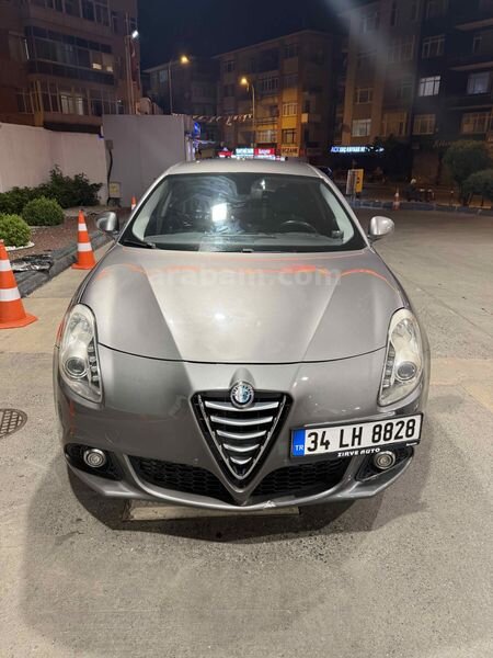 Sahibinden Alfa Romeo Giulietta 1.6 JTD Progression Plus 2015 Model 240.000 km Gri