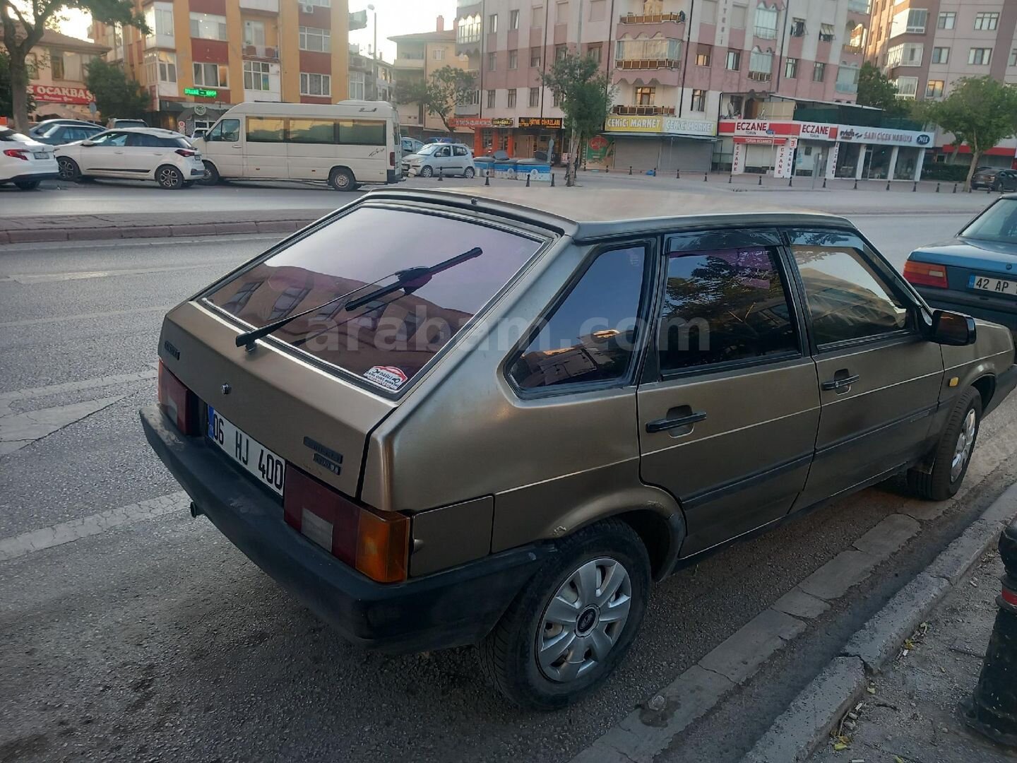 156bin km de lada samara 1.5 1999 Model Konya 4