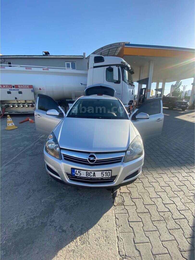 Sahibinden Opel Astra 1.6 Essentia 2013 Model Kars 169.999 km Gri