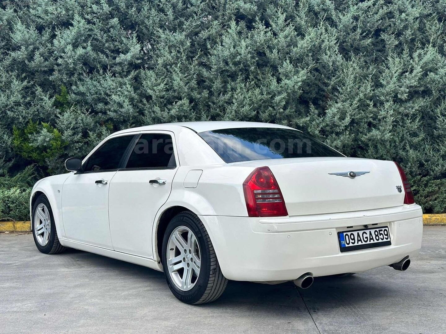 Galeriden Chrysler 300 C 3.0 CRD 2007 Model Düzce 387.000 km Beyaz 6
