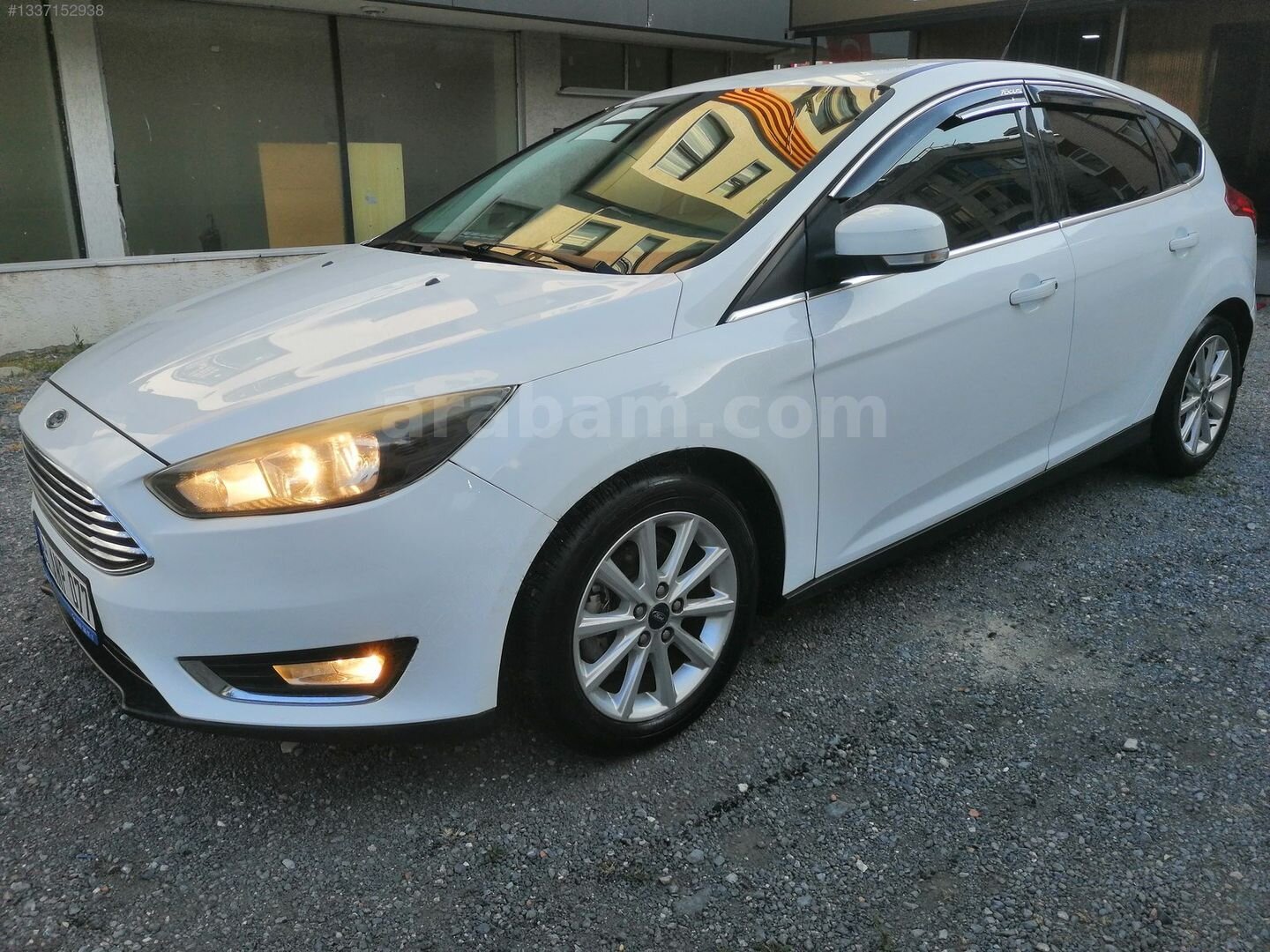 Galeriden Ford Focus 1.6 Ti-VCT Titanium 2015 Model İstanbul 148.200 km Beyaz 5
