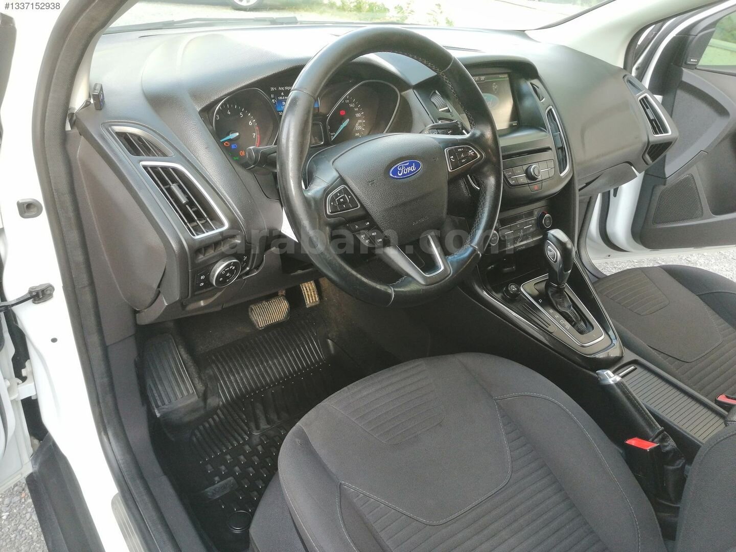 Galeriden Ford Focus 1.6 Ti-VCT Titanium 2015 Model İstanbul 148.200 km Beyaz 4