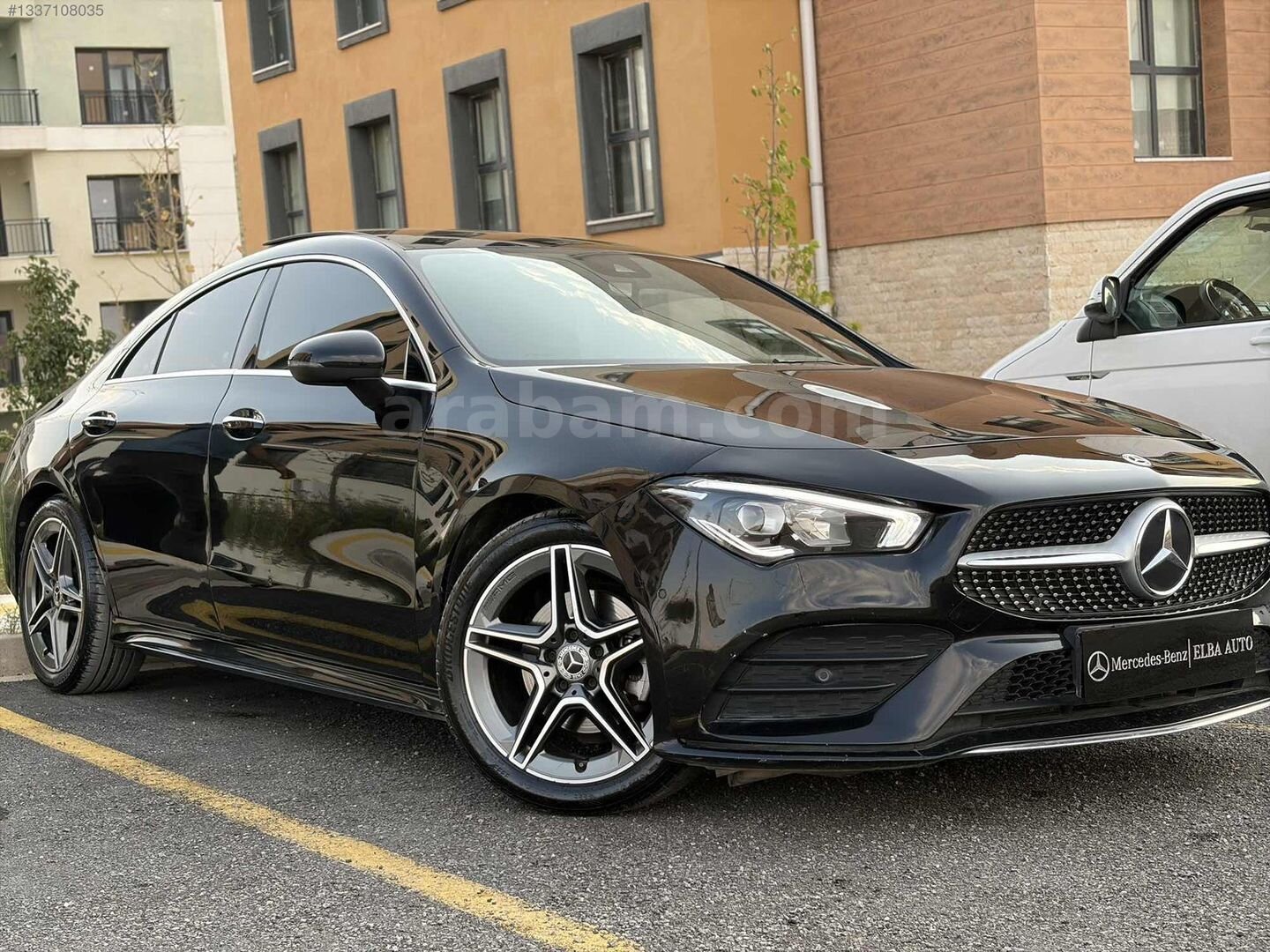 Galeriden Mercedes - Benz CLA 200 AMG+ 4Matic 2022 Model Hatay 52.000 km Siyah 3