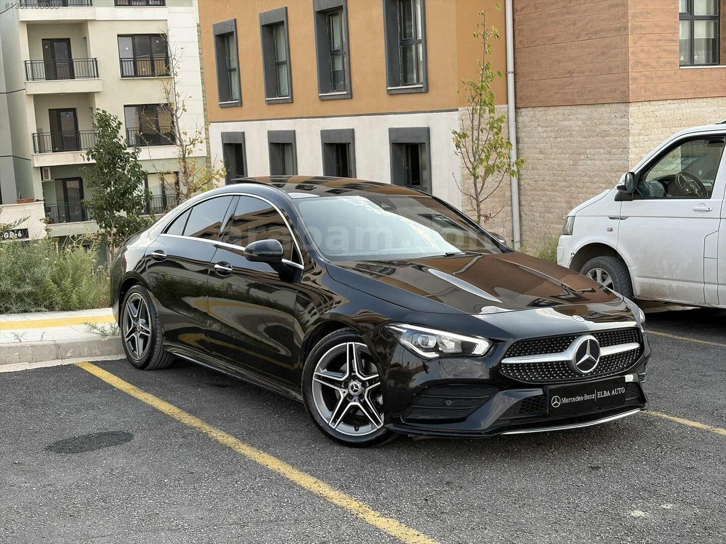 Galeriden Mercedes - Benz CLA 200 AMG+ 4Matic 2022 Model Hatay 52.000 km Siyah 7