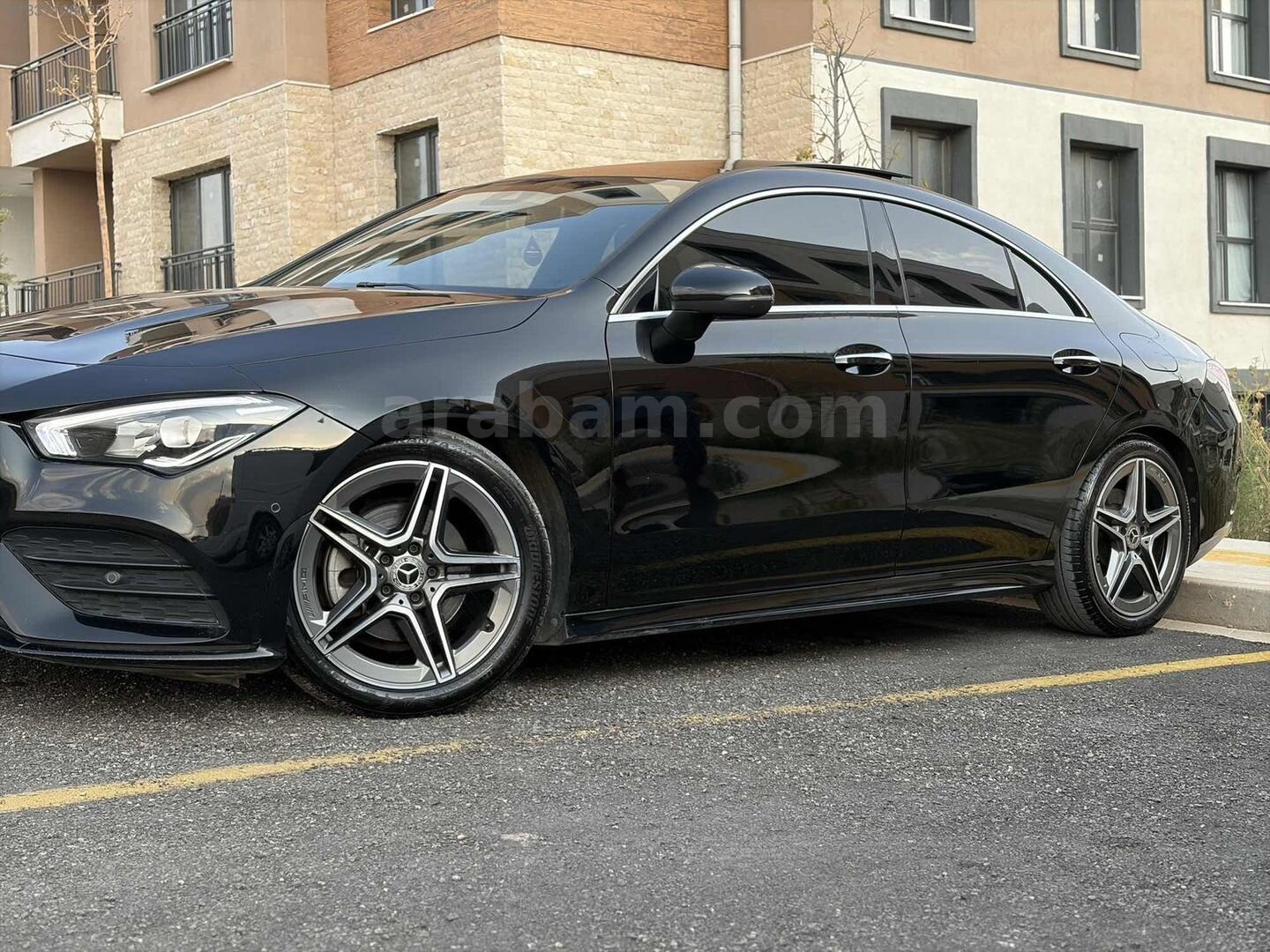 Galeriden Mercedes - Benz CLA 200 AMG+ 4Matic 2022 Model Hatay 52.000 km Siyah 5