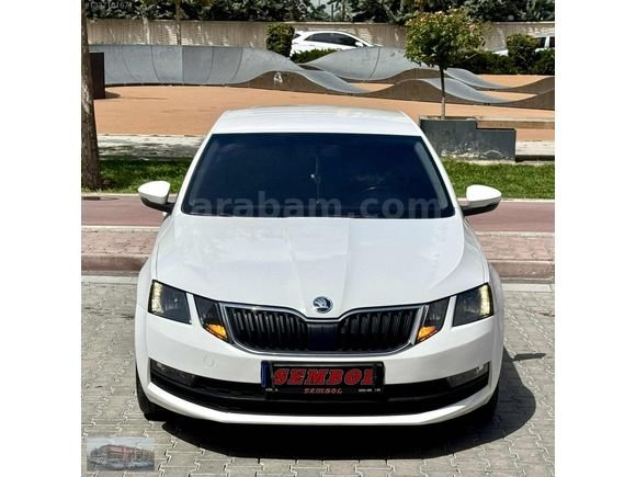 Galeriden Skoda Octavia 1.6 TDI Optimal 2018 Model Konya 190.000
