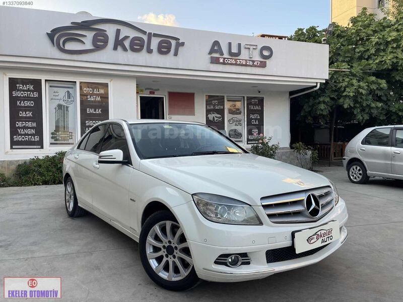 Galeriden Mercedes - Benz C 180 Kompressor BlueEfficiency Avantgarde 2011 Model İstanbul 143.500 km Beyaz