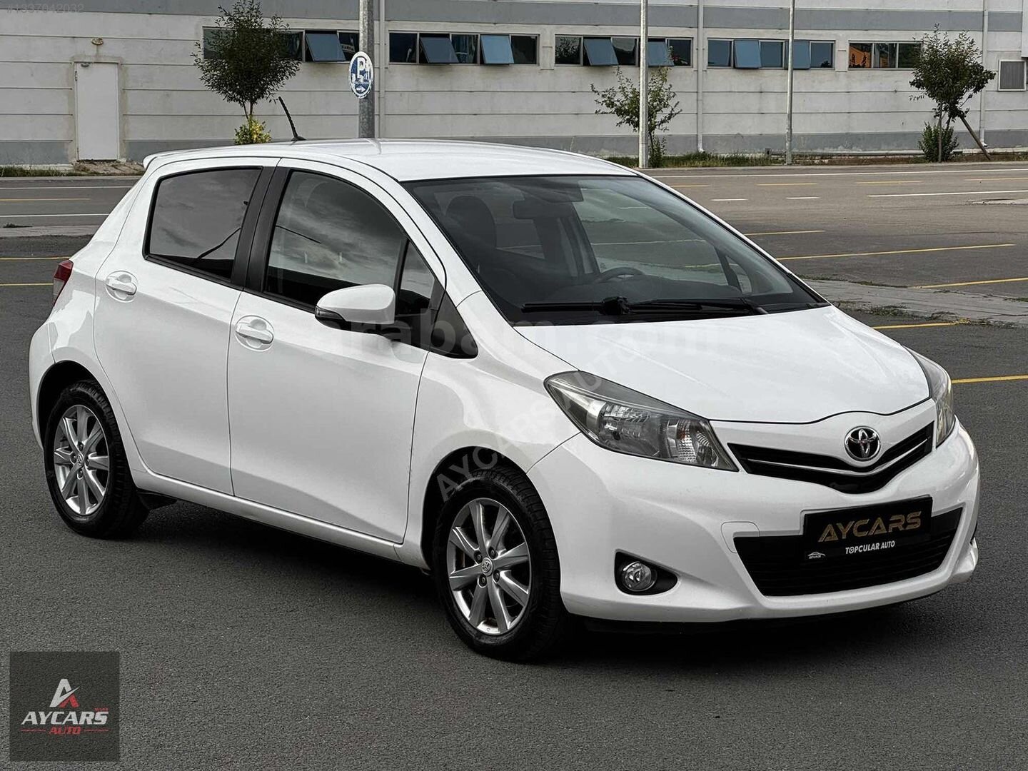 Galeriden Toyota Yaris 1.33 Style 2014 Model Sivas 55.000 km Beyaz 2