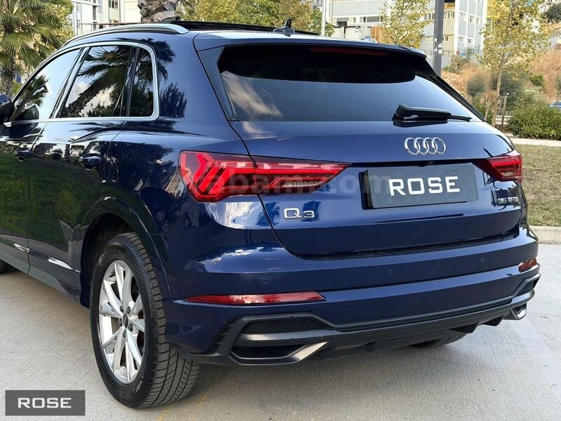 BOYASIZ 2022 AUDI Q3 35 TFSI S LINE S-TRONIC CAM TAVAN E.BGJ 7