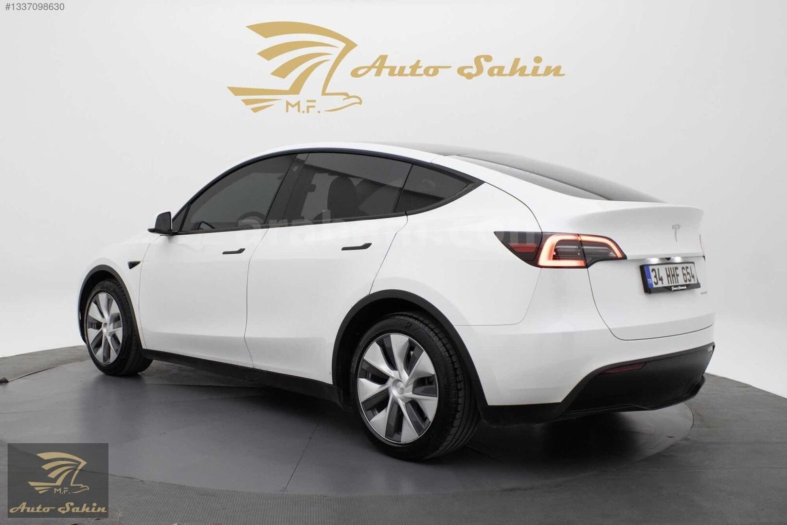 Galeriden Tesla Model Y Long Range AWD 2023 Model Konya 70.000 km Beyaz 3
