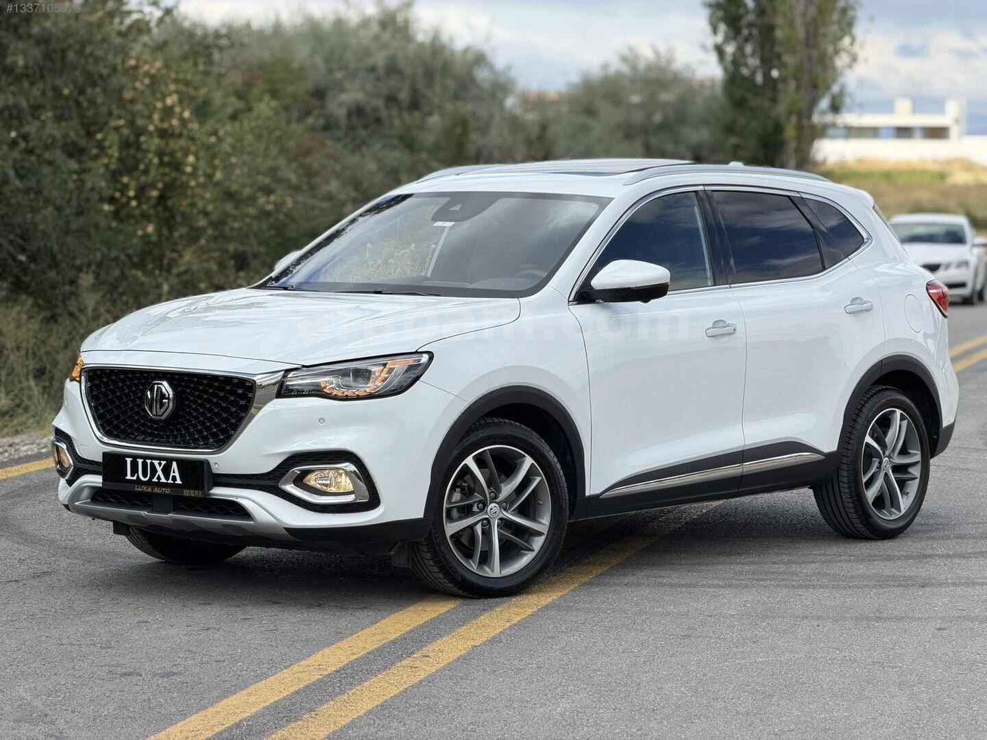 Galeriden MG HS 1.5 T-GDI Luxury 2024 Model Ankara 75.000 km Beyaz 3
