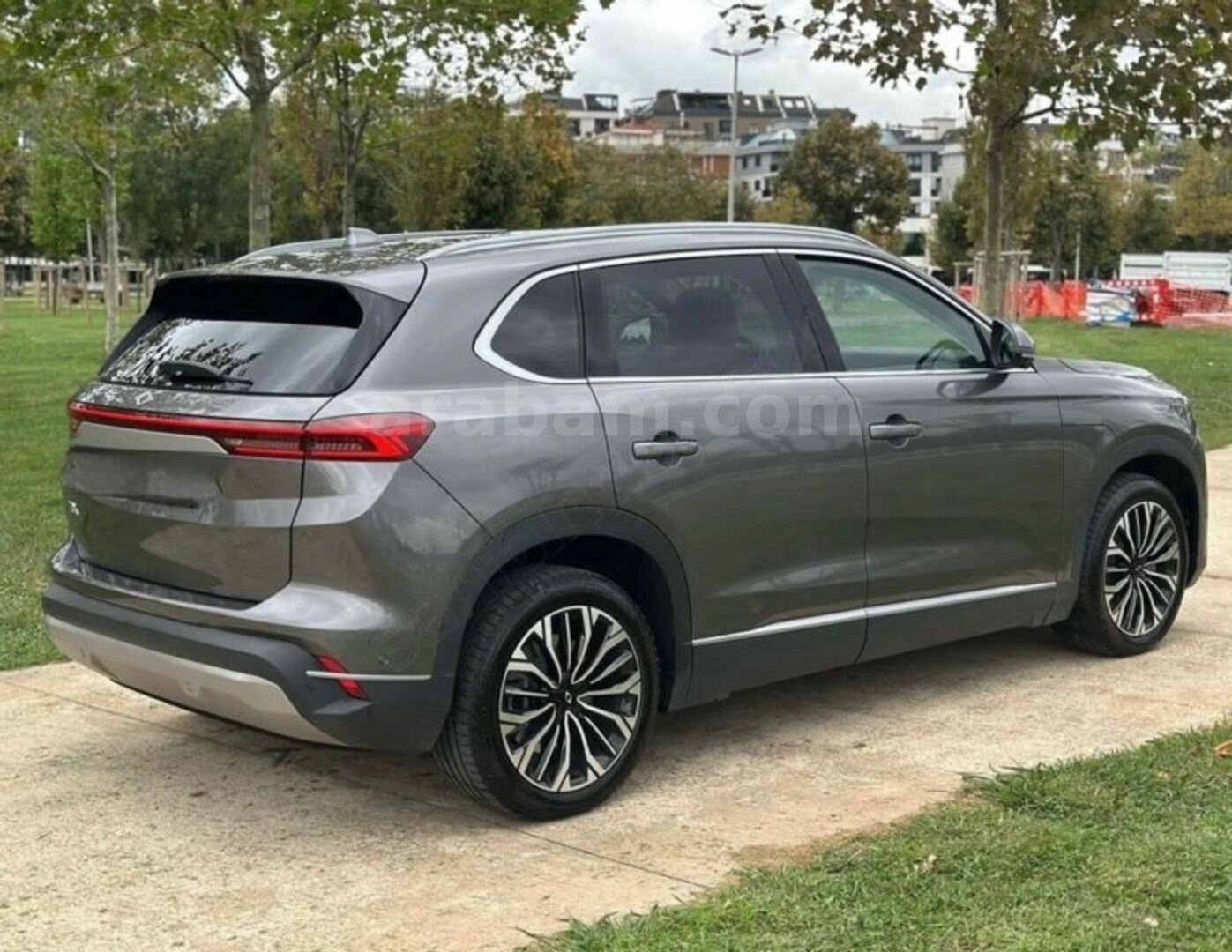 2023 MODEL TOGG T10XV2 STANDART MENZİL HATASIZ BOYASIZ TRAMERSİZ 4