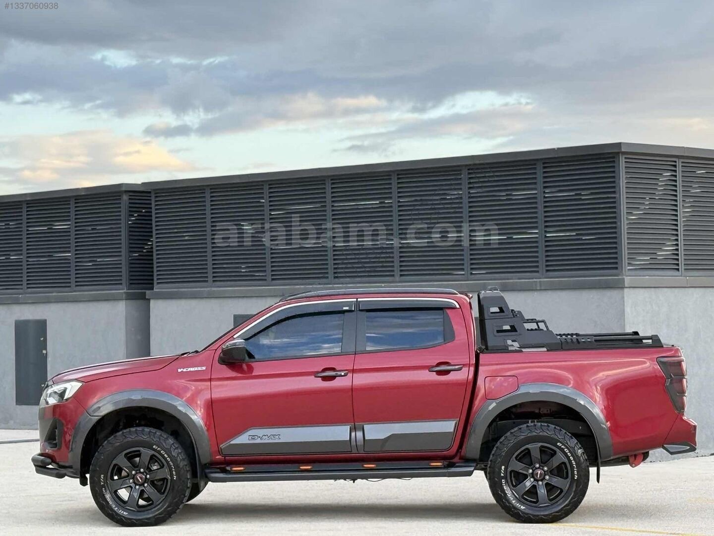 GÜNGÖR OTO | 2025 D-MAX V-CROSS 4x4 37.000km BOYASIZ EKSTRALI 4
