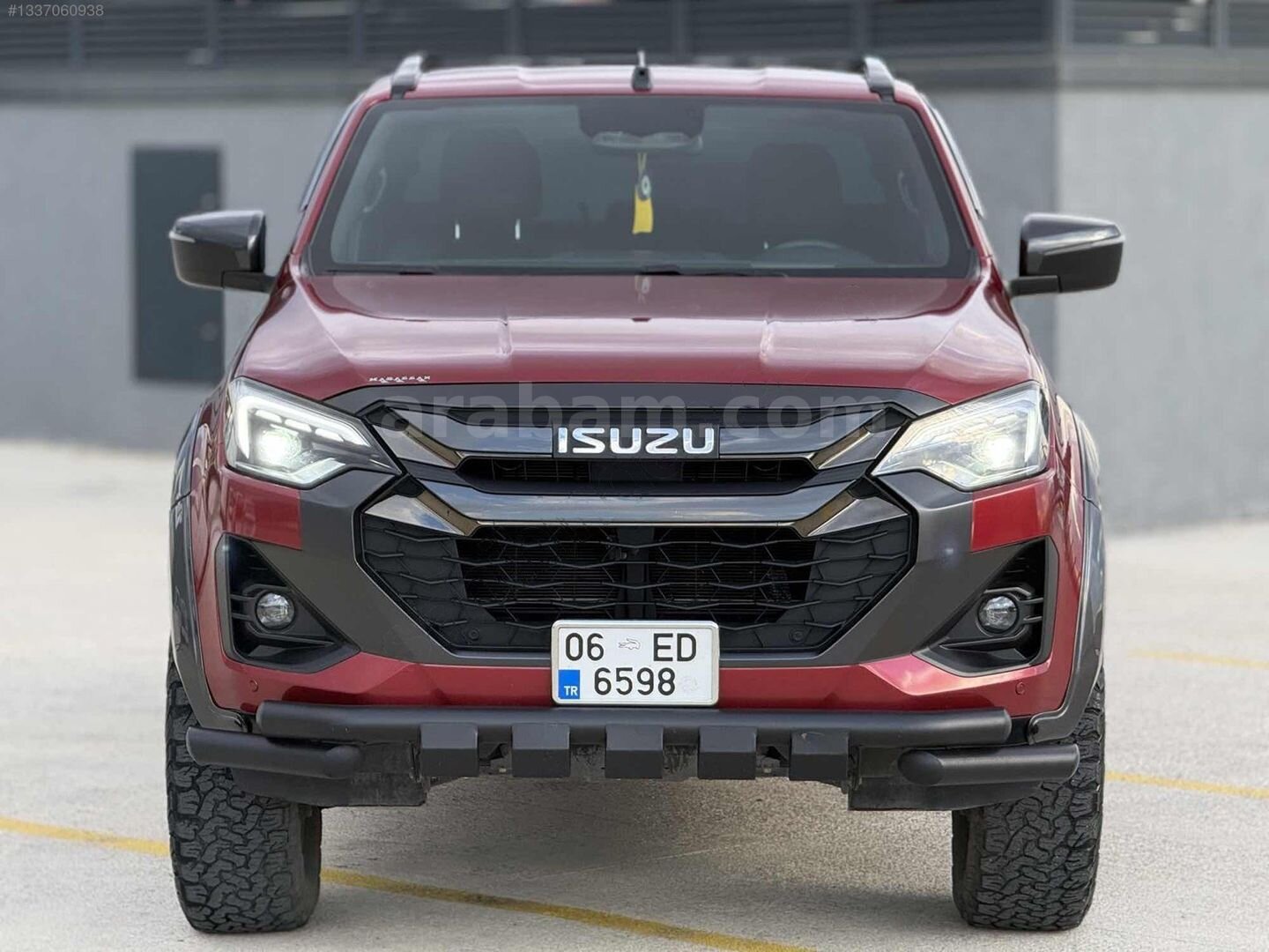 GÜNGÖR OTO | 2025 D-MAX V-CROSS 4x4 37.000km BOYASIZ EKSTRALI 2