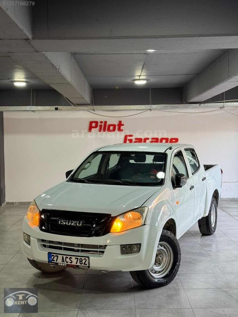 4x4 KLİMALI YENİ MUANELİ D MAX 6