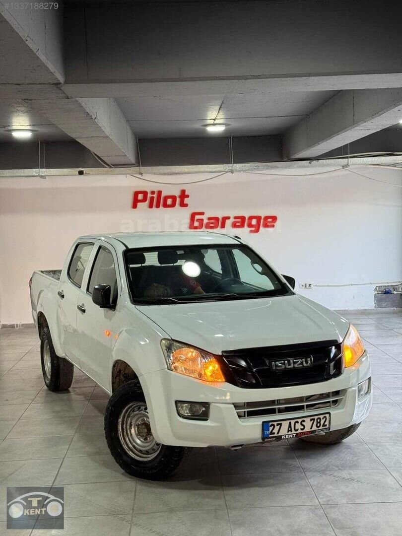 4x4 KLİMALI YENİ MUANELİ D MAX 7
