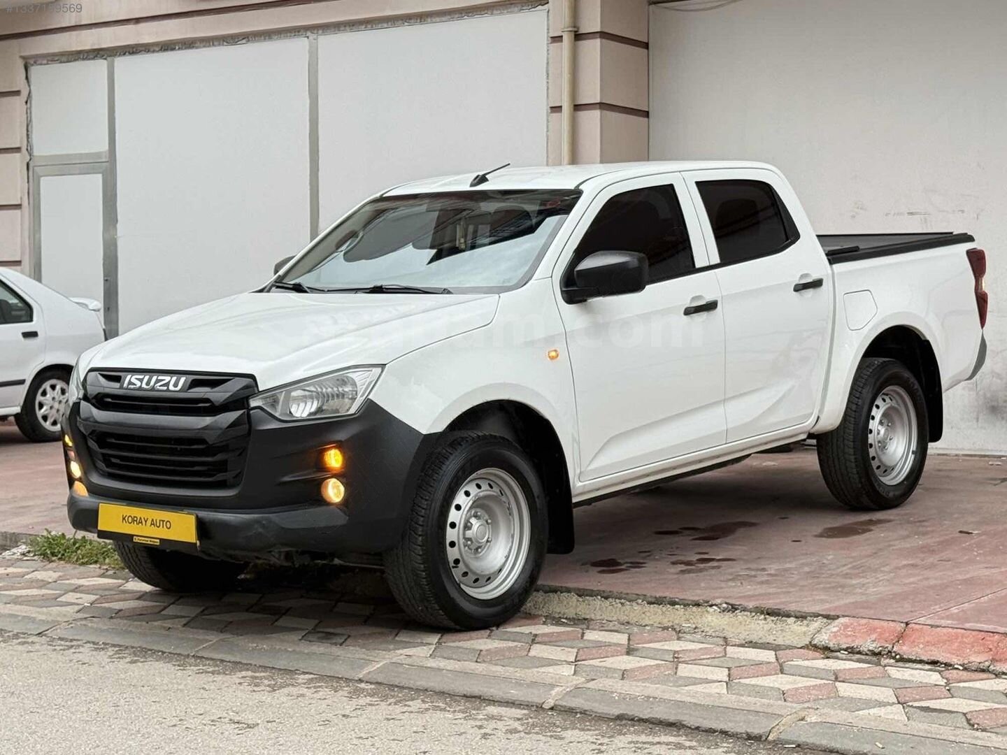 2023*ISUZU*D-MAX*4X4*SERVİS BAKIMLI*61.ooo KM*100/20 TAM FATURA* 3