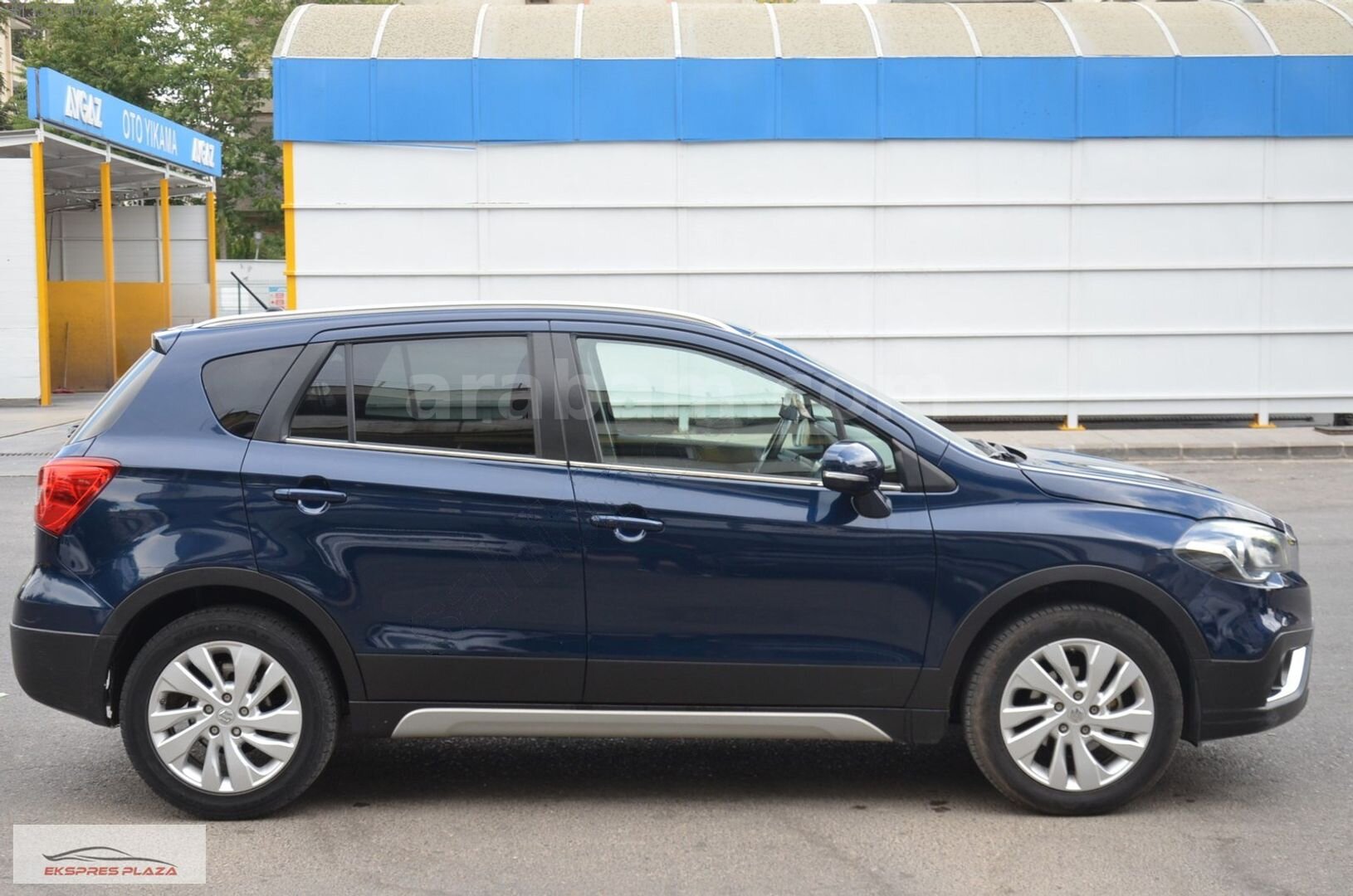 EKSPRES PLAZA'DAN SUZUKİ S-CROSS 1.4 HİBRİT ELEGANCE 7