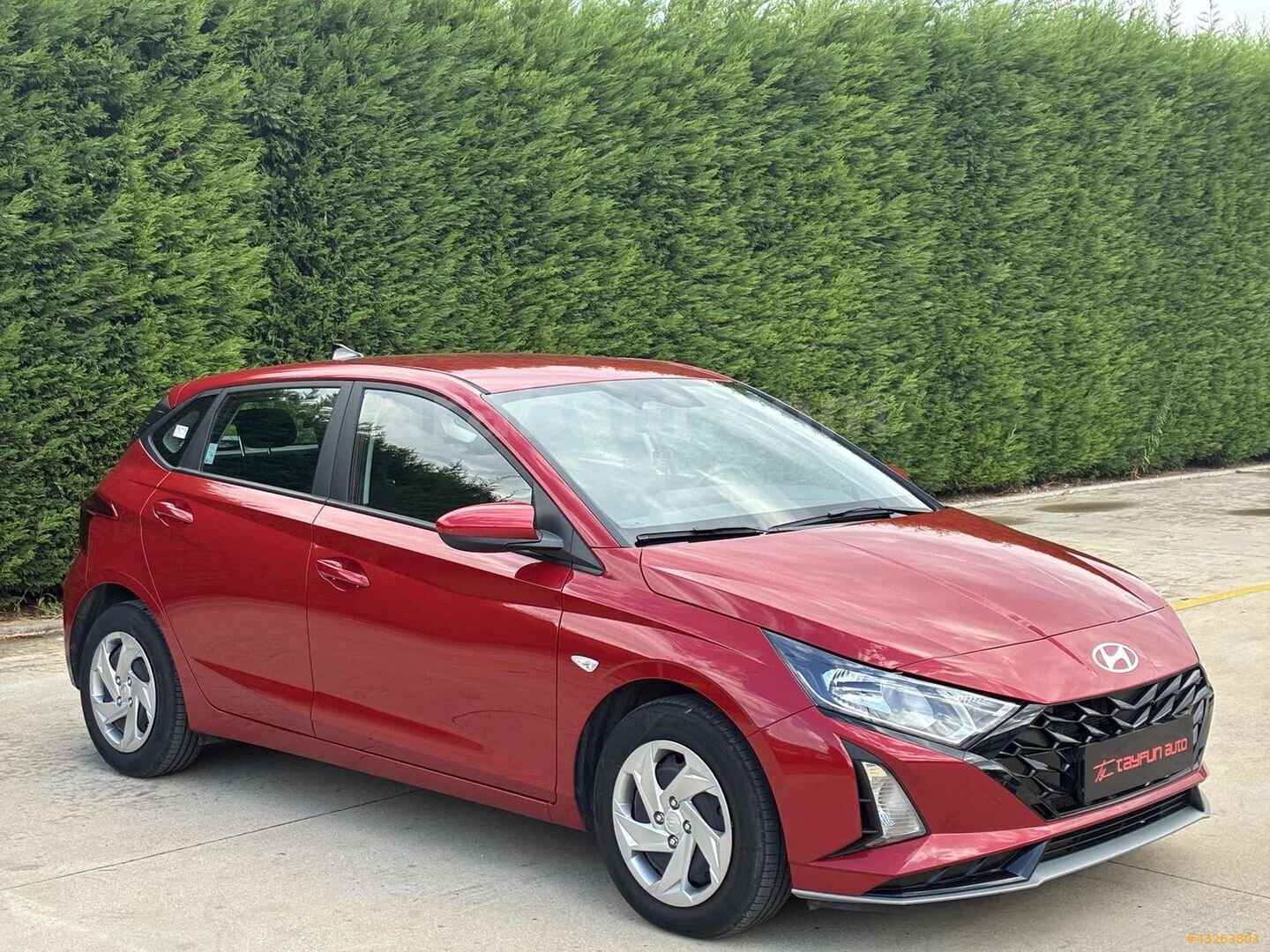 Galeriden Hyundai i20 1.0 T-GDI Jump 2026 Model Sakarya 14.000 km Kırmızı 6