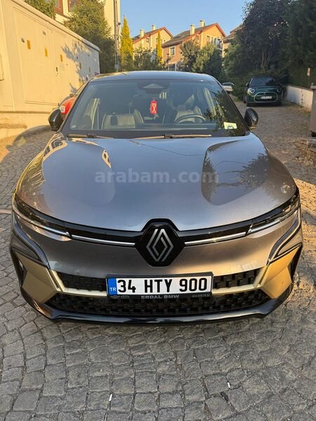 Sahibinden Renault Megane E-Tech Iconic 2023 Model İstanbul 31.000 km Gri (Gümüş)