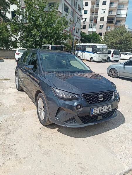 Sahibinden Seat Arona 1.0 EcoTSI Style 2021 Model İzmir 79.000 km Füme
