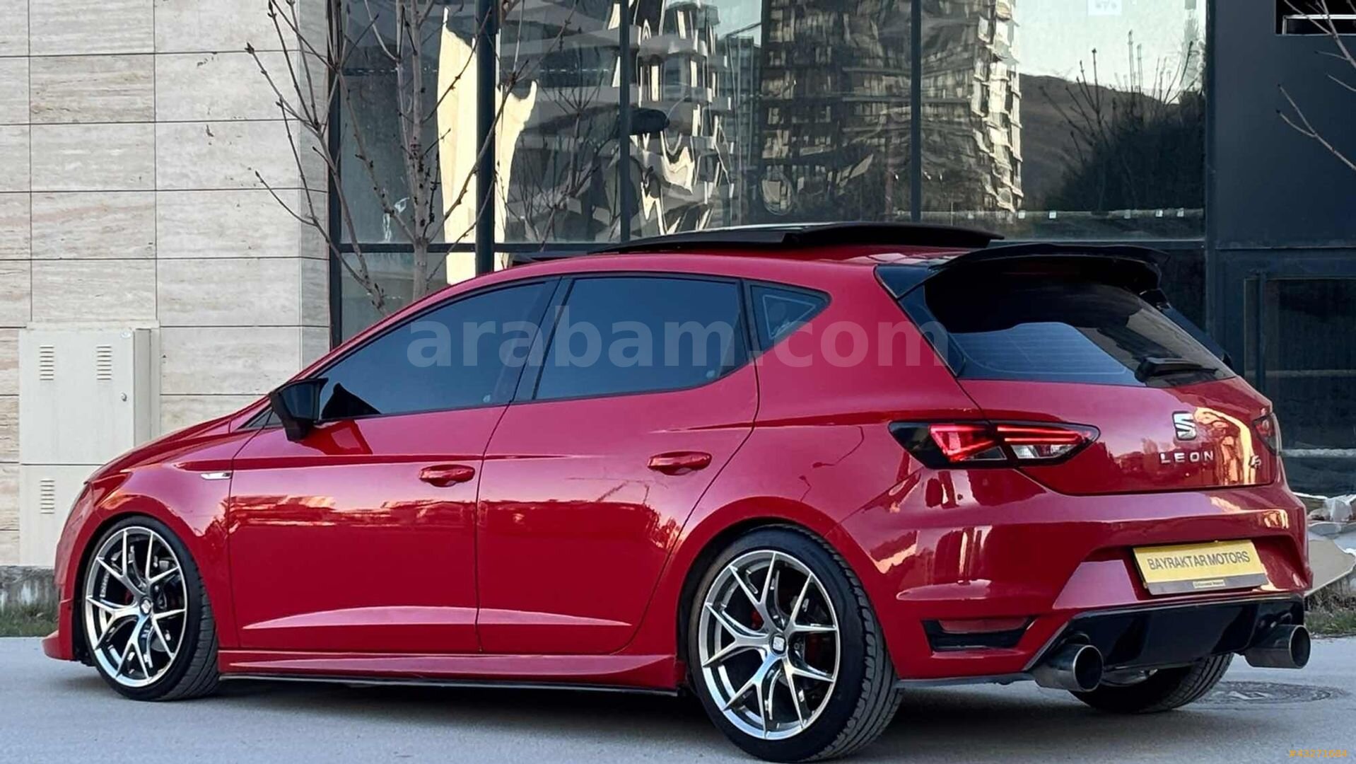 Galeriden Seat Leon 1.6 TDI CR Style 2015 Model Ankara 245.000 km Kırmızı 7