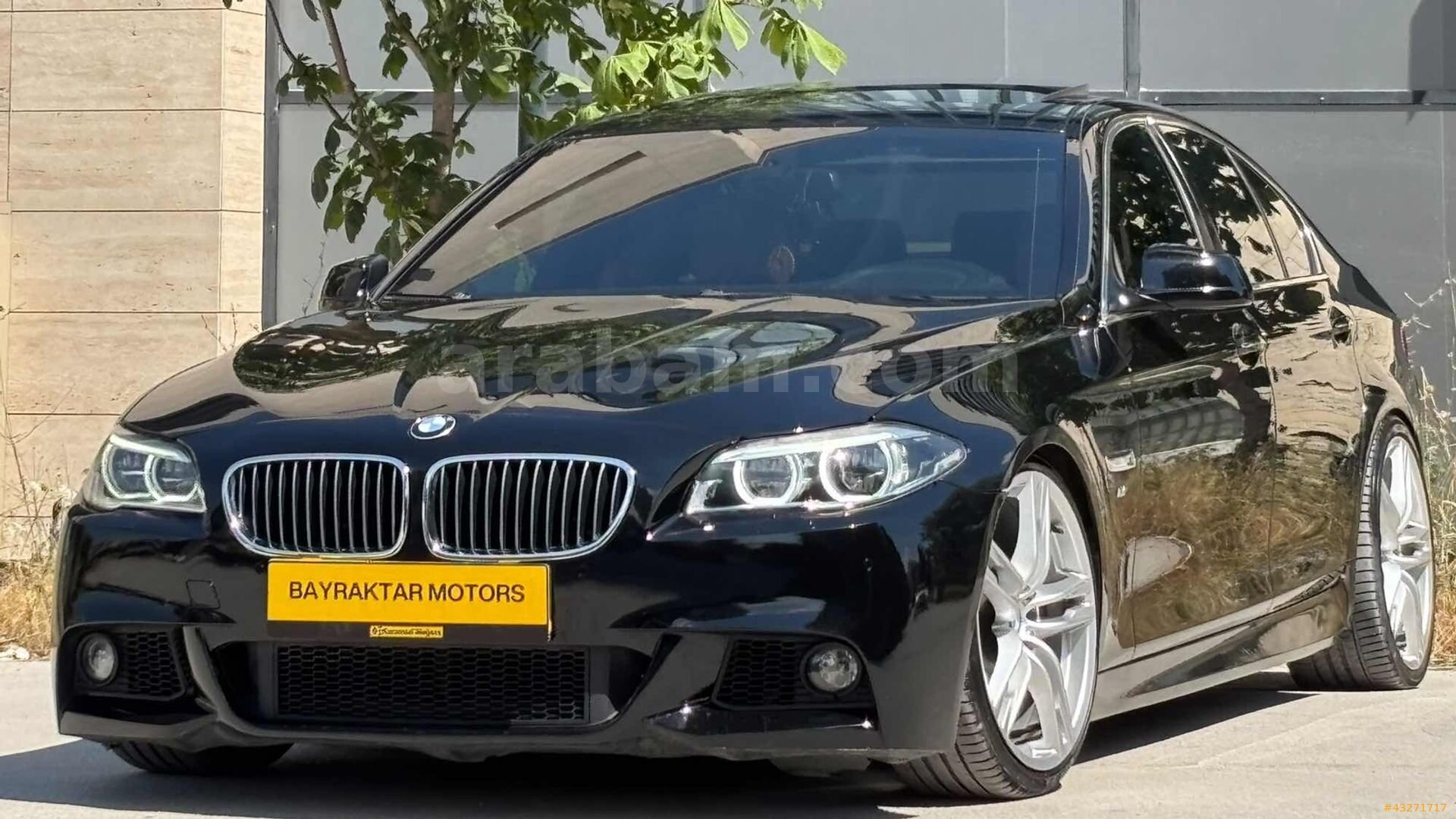 Galeriden BMW 5 Serisi 520d M Sport 2011 Model Ankara 306.000 km Siyah 3