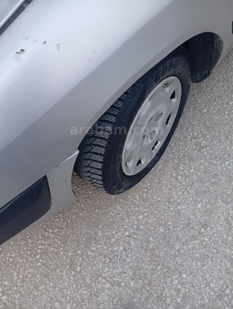 Sahibinden Citroen Xantia 2.0 SX 1994 Model Isparta 319.000 km Gri (Gümüş) 4