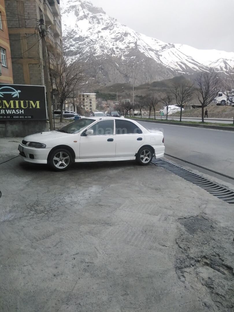 Sahibinden Mazda 323 1.5 Familia 1997 Model 4