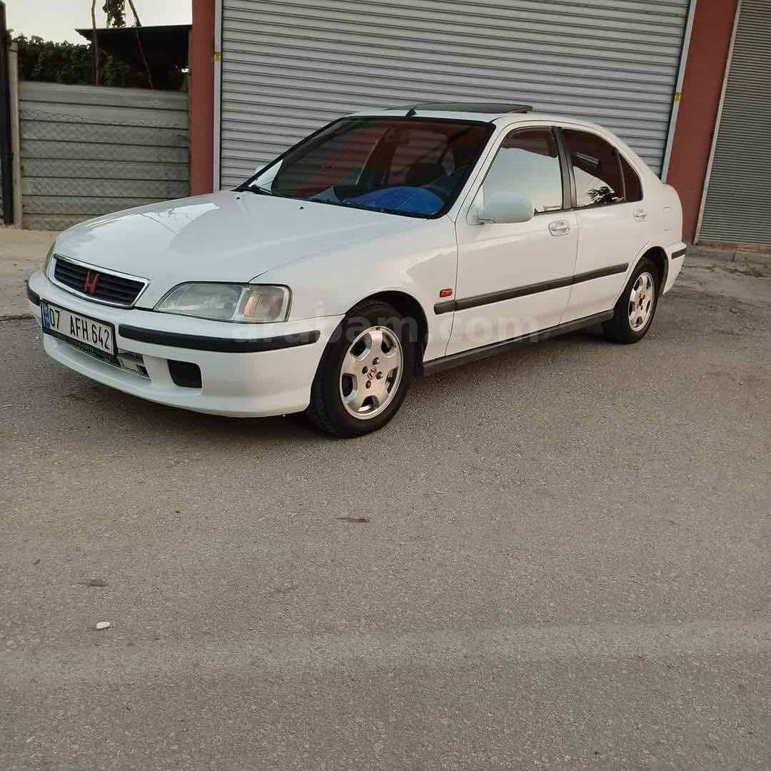 Galeriden Honda Civic 1.6 LS 1998 Model Adana 417.500 km Beyaz 2