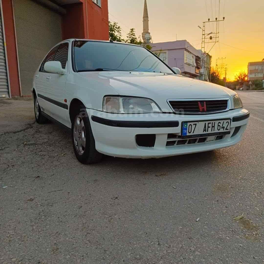 Galeriden Honda Civic 1.6 LS 1998 Model Adana 417.500 km Beyaz 6