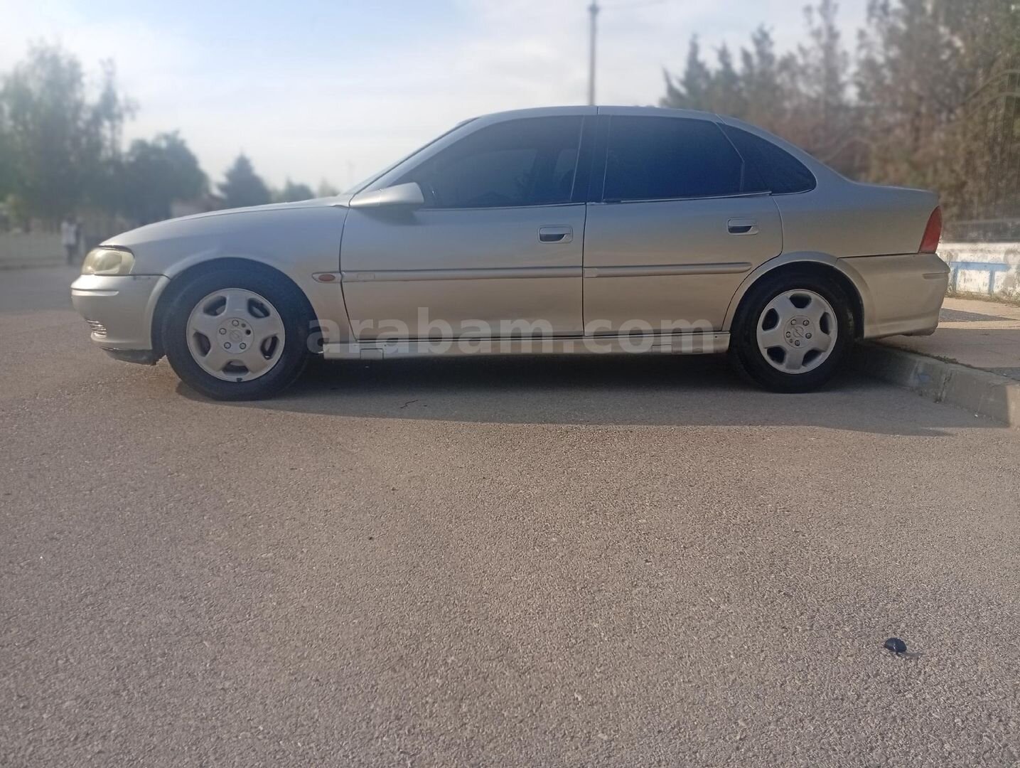 Sahibinden Opel Vectra 2.0 CDX 2000 Model Aksaray 276.000 km Gri (Gümüş) 5