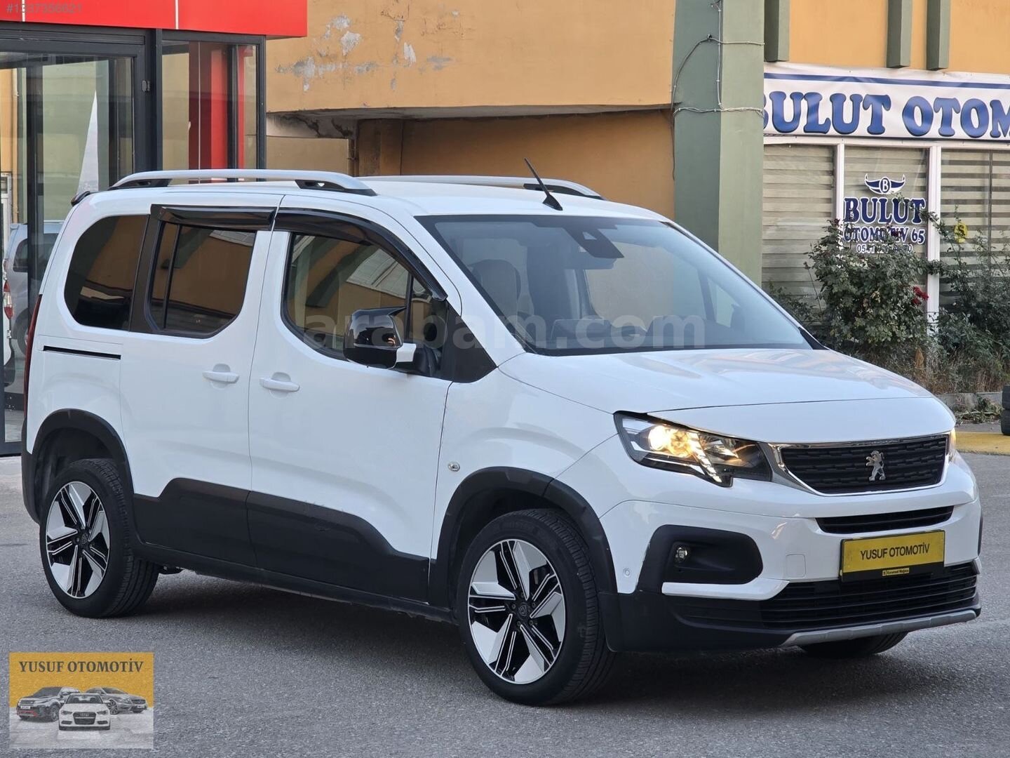 Galeriden Peugeot Rifter 1.5 BlueHDI Allure 2020 Model Van 45.000 km Beyaz 3
