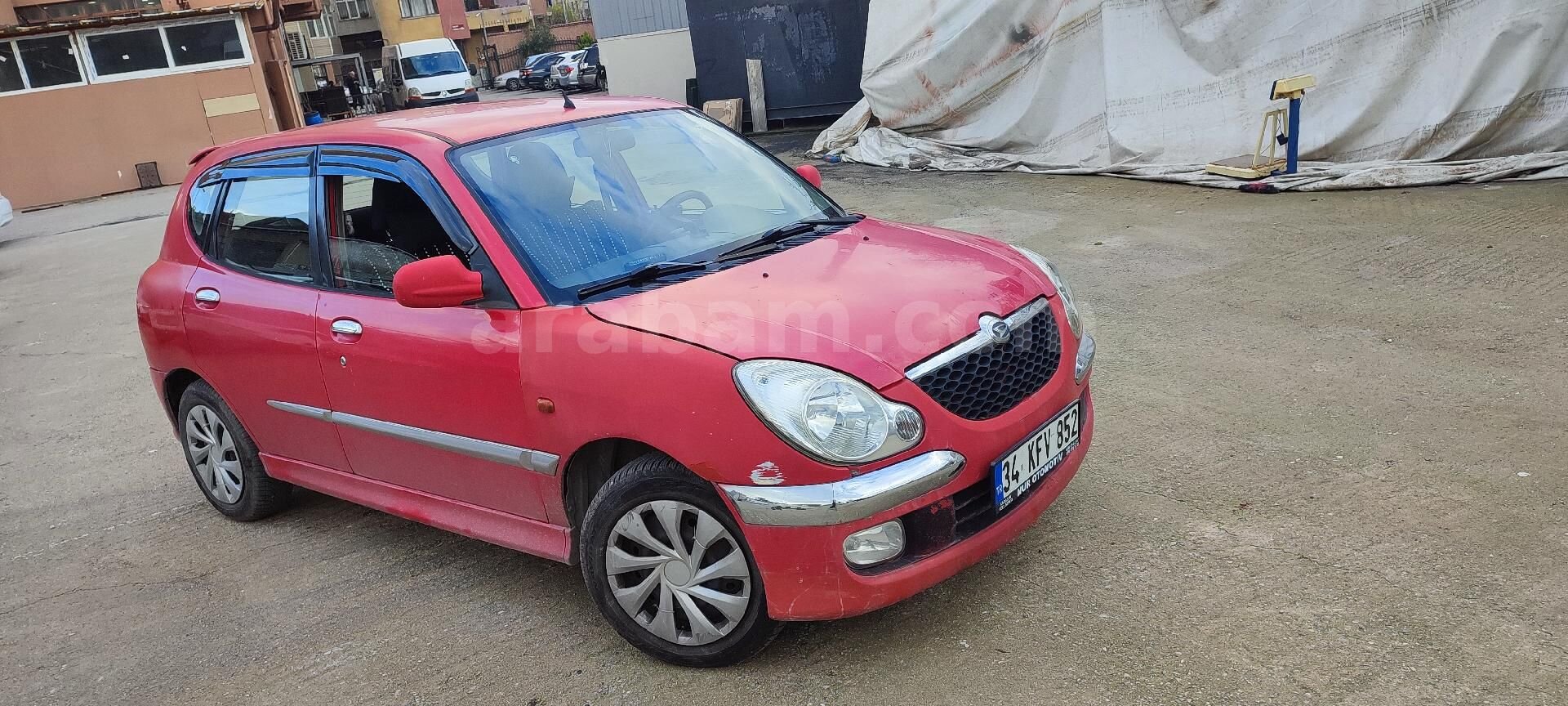 Sahibinden Daihatsu Sirion 1.3 2005 Model İstanbul 217.500 km Kırmızı 7
