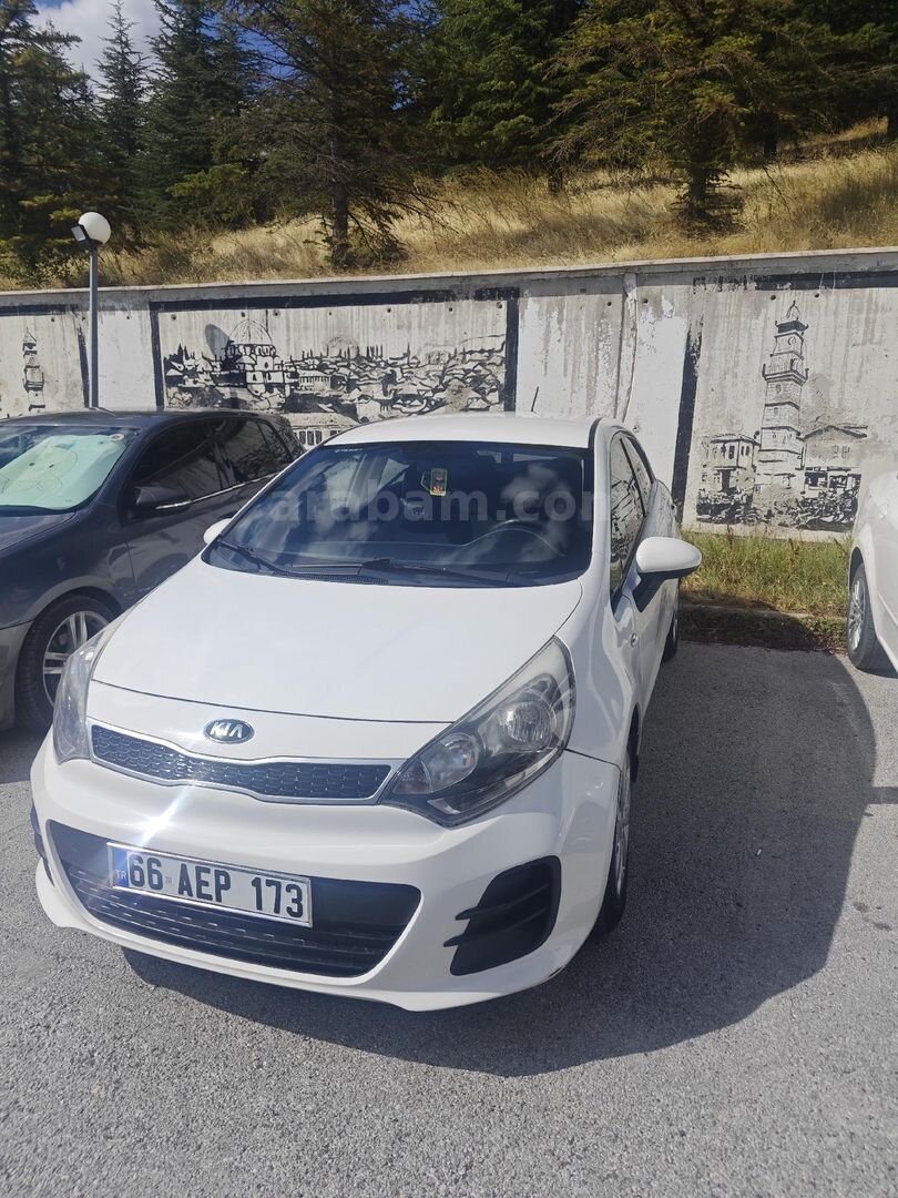 Sahibinden Kia Rio 1.4 CRDi Comfort 2015 Model Yozgat 194.500 km Beyaz 2