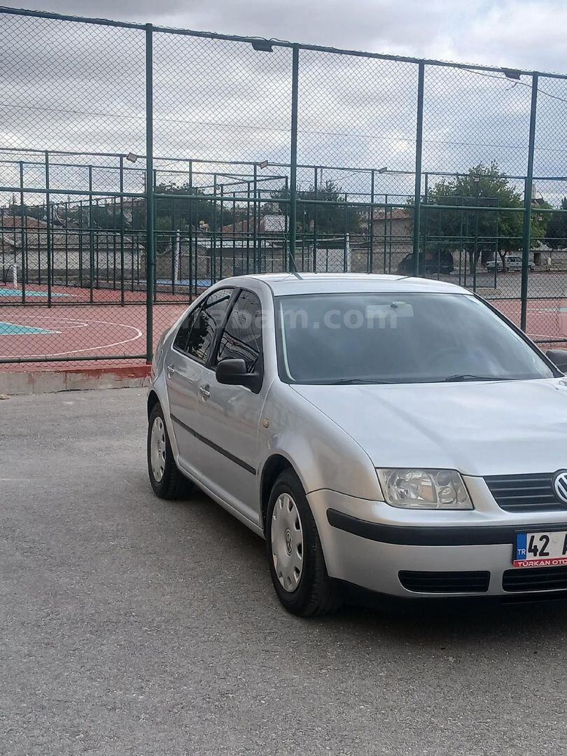 Galeriden Volkswagen Bora 1.6 Trendline 2001 Model Konya 268.000 km Gri (Gümüş) 3